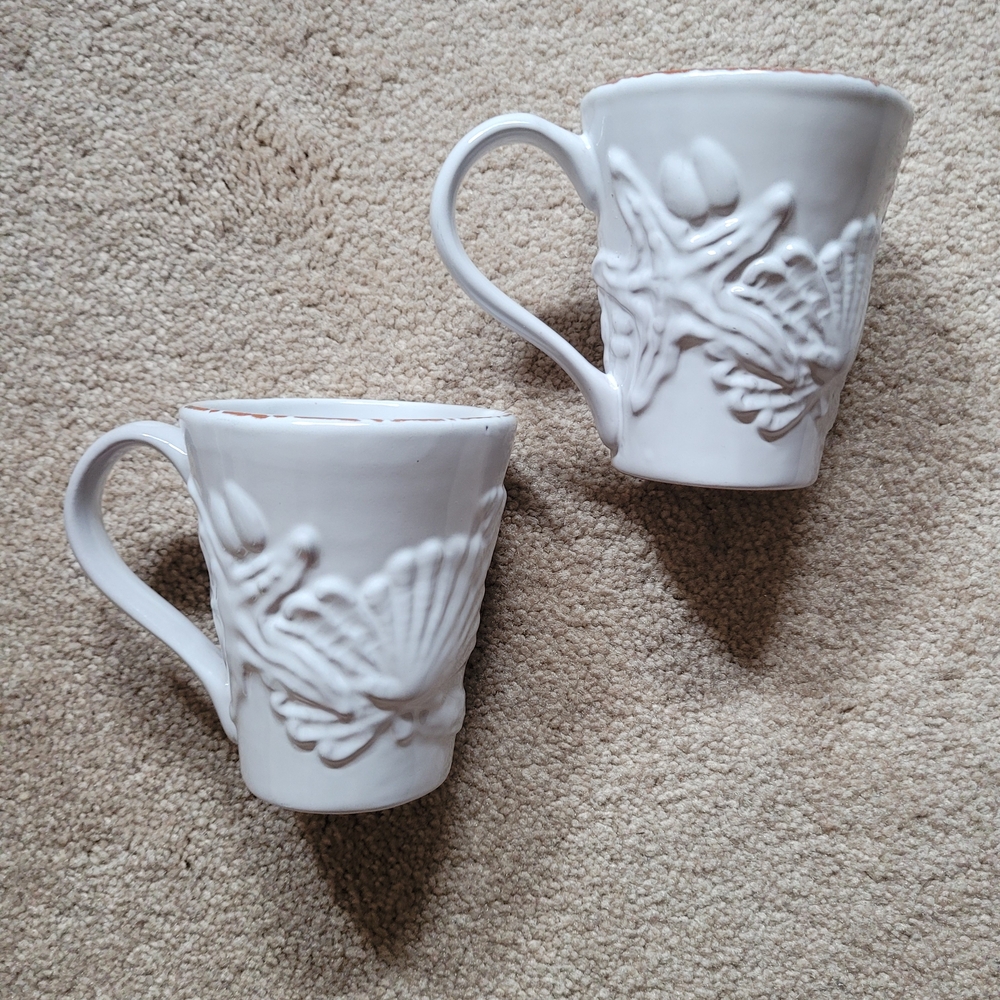 NWOT Mud Pie White Seashell SANIBEL Embossed Mugs SET OF 2